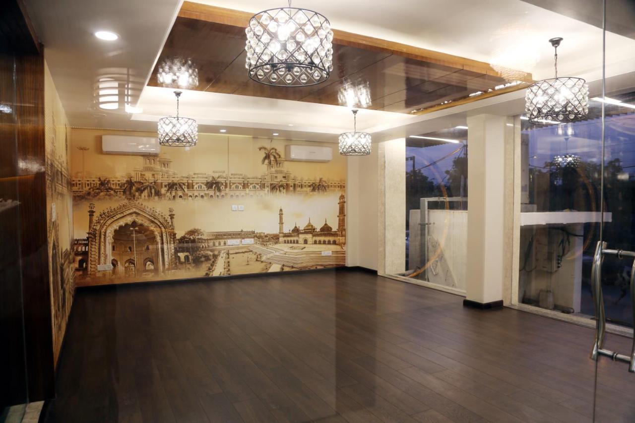 Awadh Inn Noida Kültér fotó