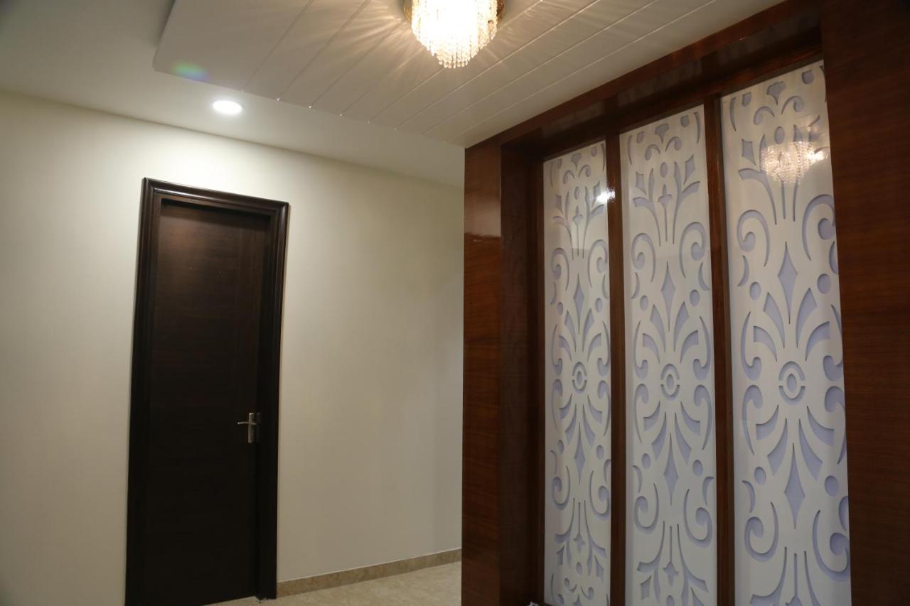 Awadh Inn Noida Kültér fotó
