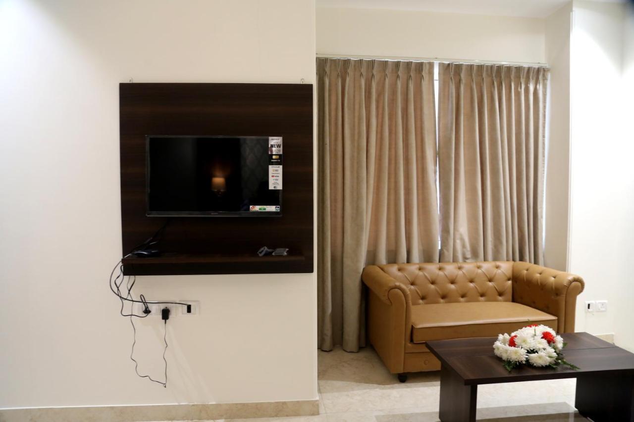 Awadh Inn Noida Kültér fotó